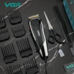 ماكينة حلاقة شعر احترافية VGR VGR-127